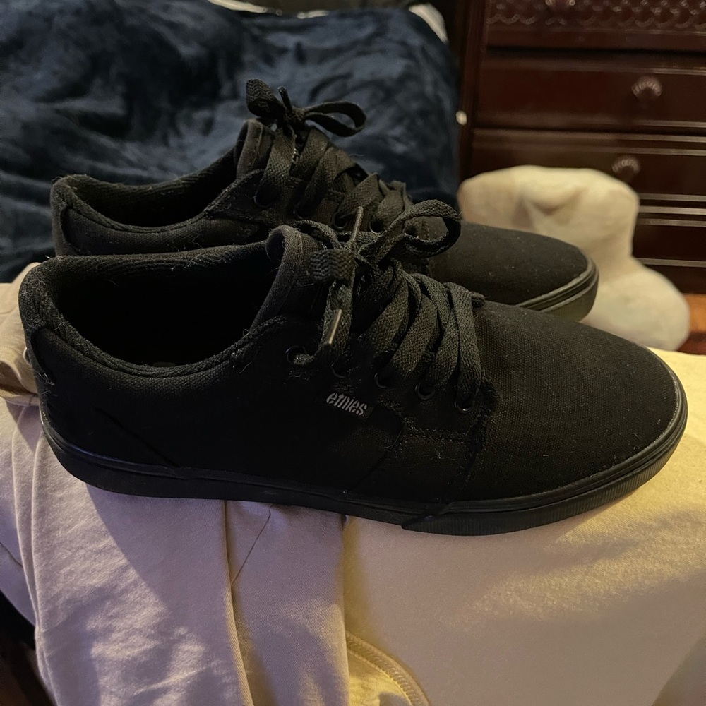 Etnies